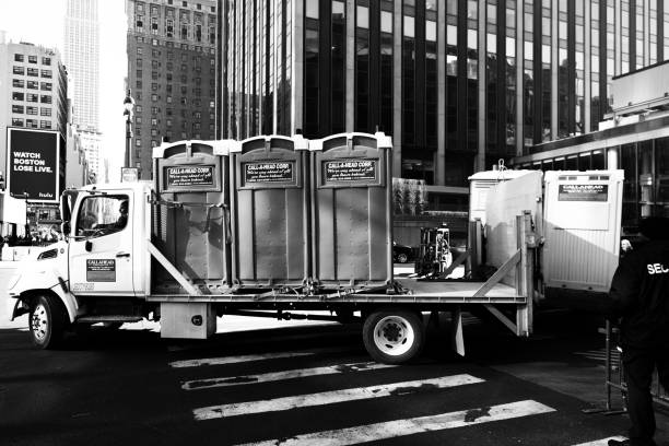 Best Portable bathroom rental  in Enid, OK